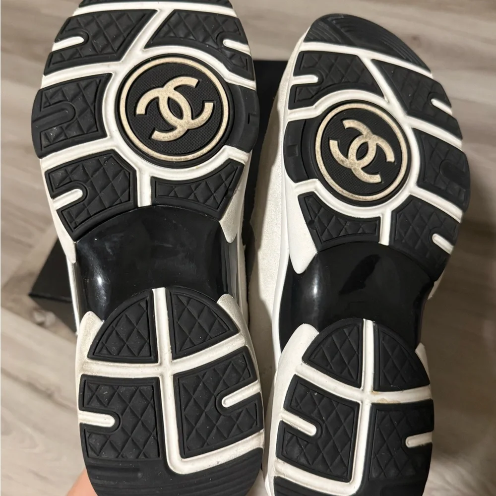 Chanel CC Trainers - Picture 3 of 3